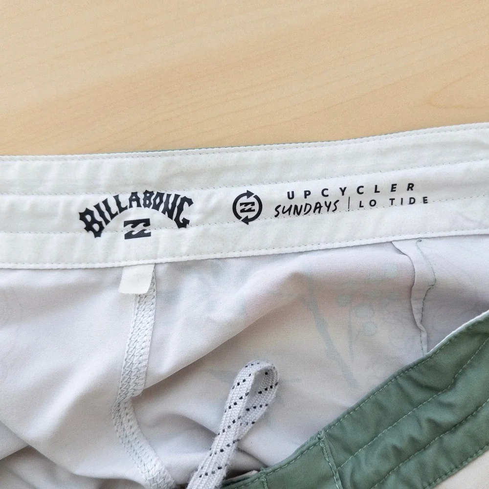 Billabong Mens Board Shorts 33 Green Tiger Print Sundays Lo Tide Upcycler Surf